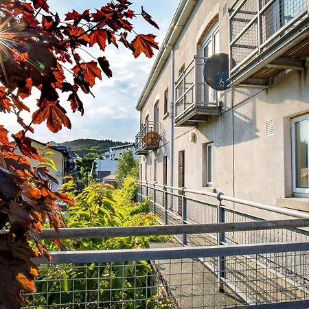 Eve's Townhouse كليفدين