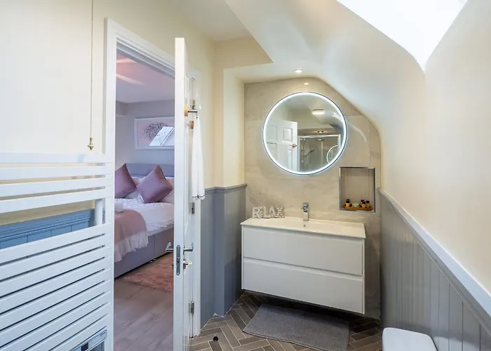 Апартаменты Eve's Townhouse